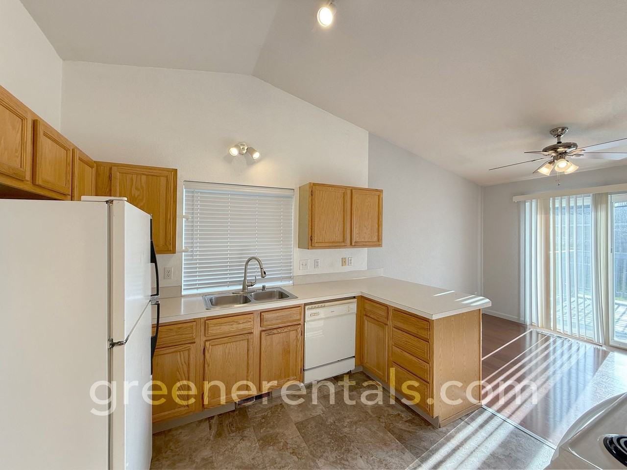 9827 Ramsay Dr Se - Photo 7 of 16