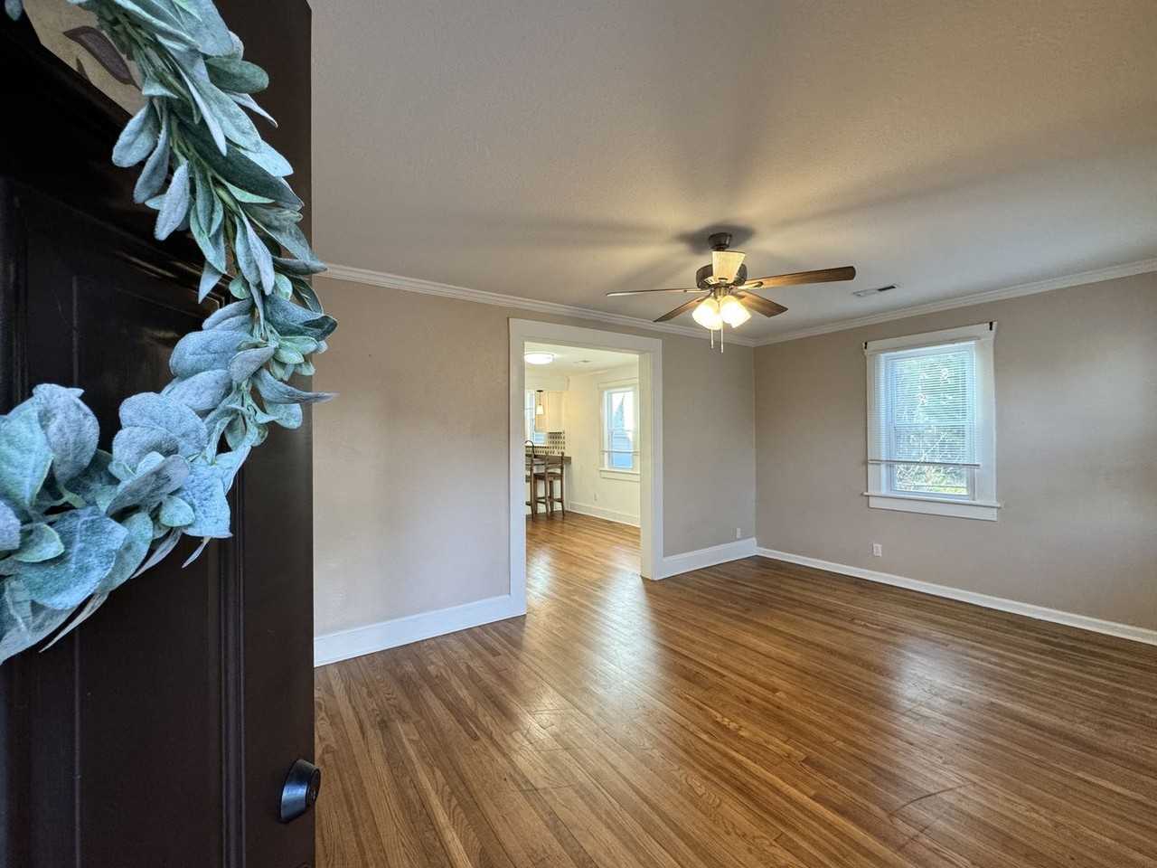 2737 Westminster Ave - Photo 7 of 45