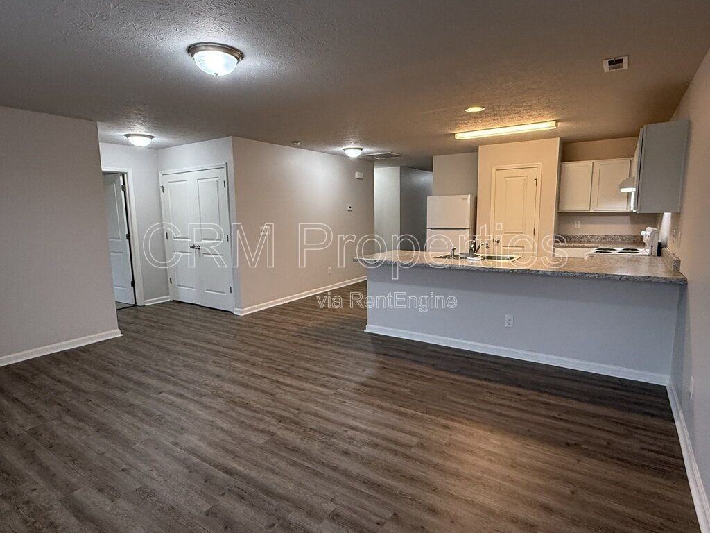 306 Shrack Ln - Photo 5 of 24