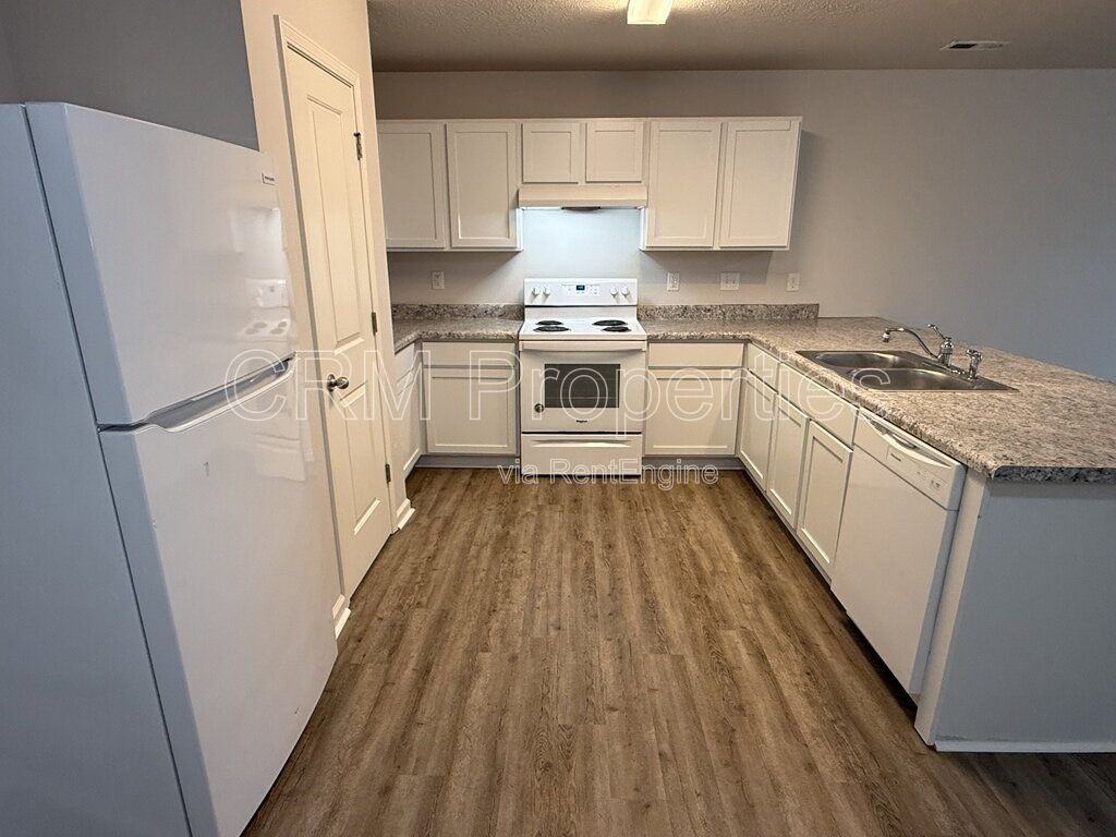 306 Shrack Ln - Photo 6 of 24