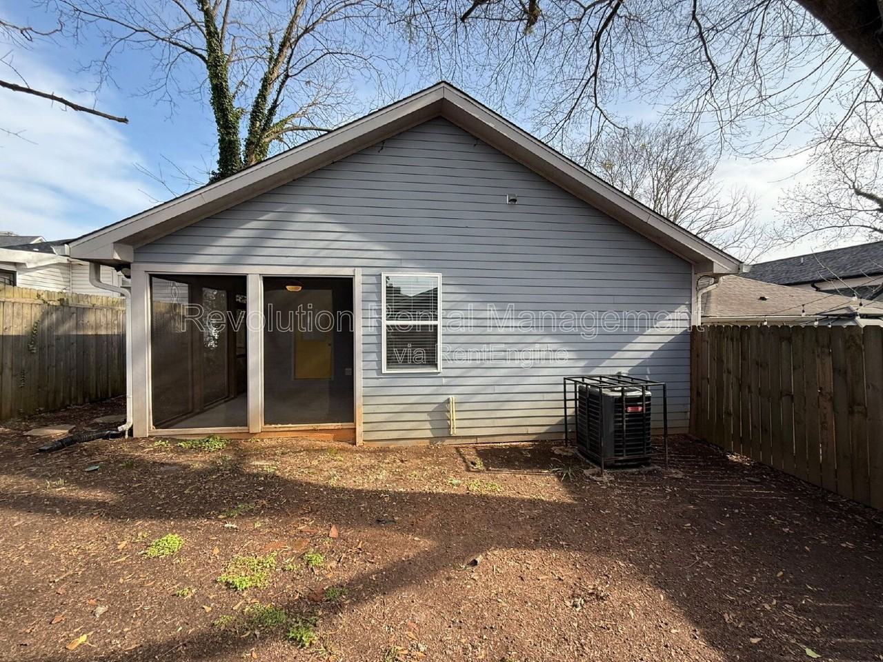 40 Booker St Nw - Photo 2 of 12