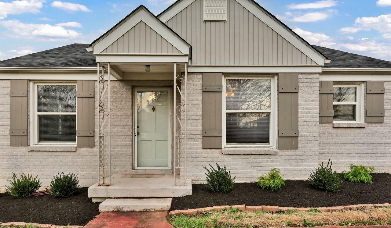 1737 Merritt Dr - Photo 6 of 27