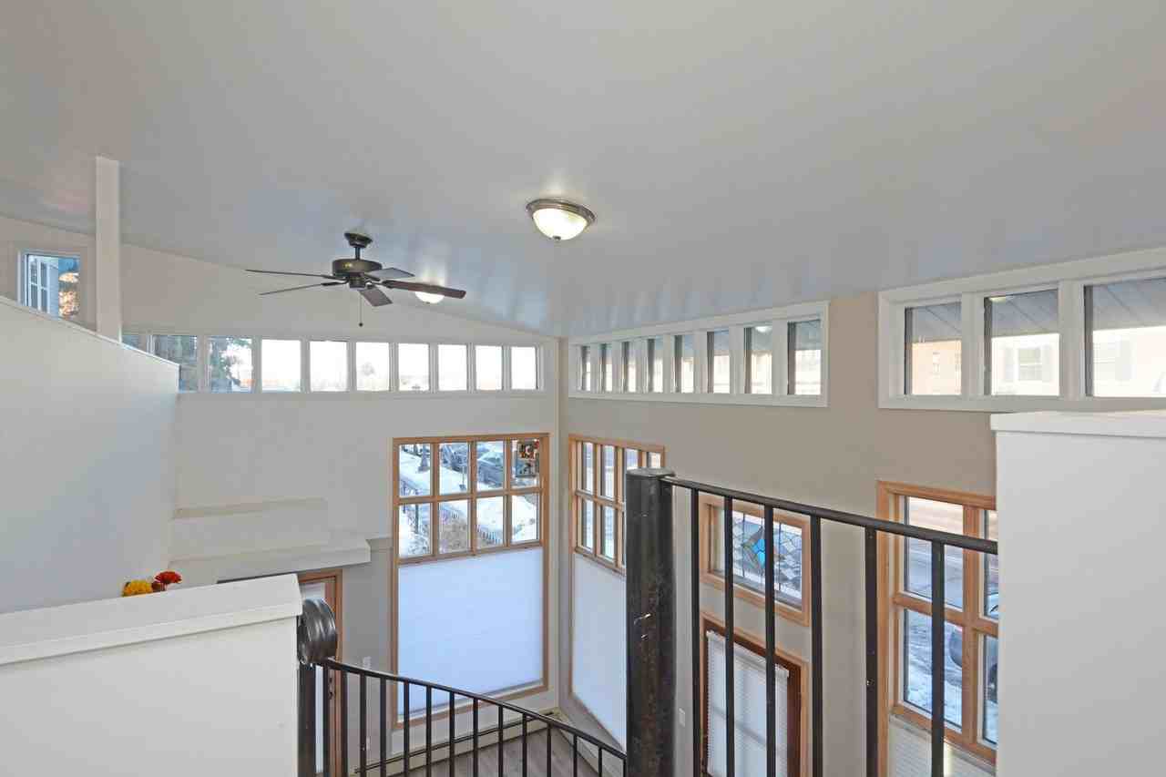 814 Grand Ave - Photo 5 of 44