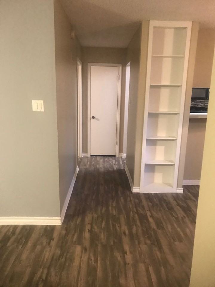 Southridge Apartments - Photo 3 of 13
