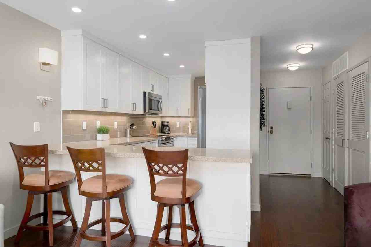 1650 8th Ave #405 - Photo 4 of 23