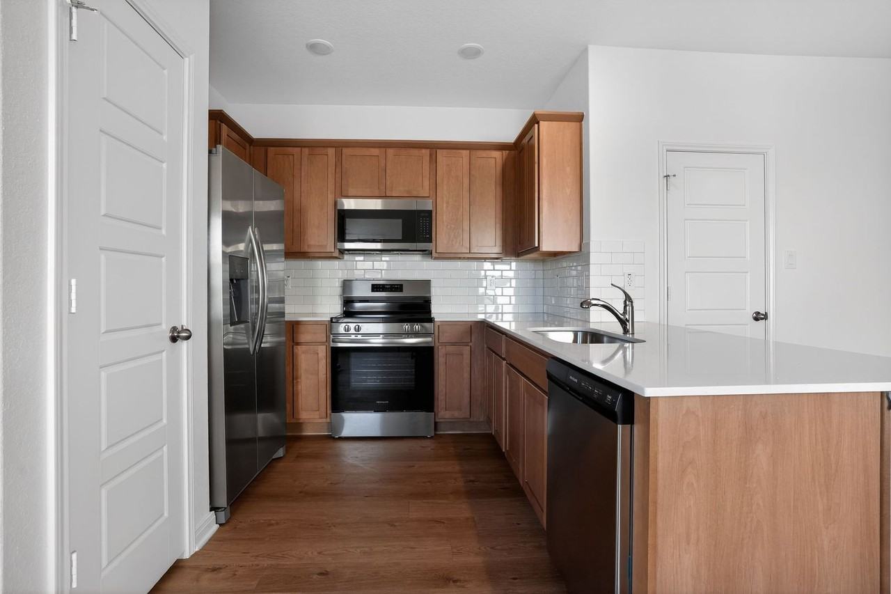 5402 Devils Gate #1 - Photo 6 of 18