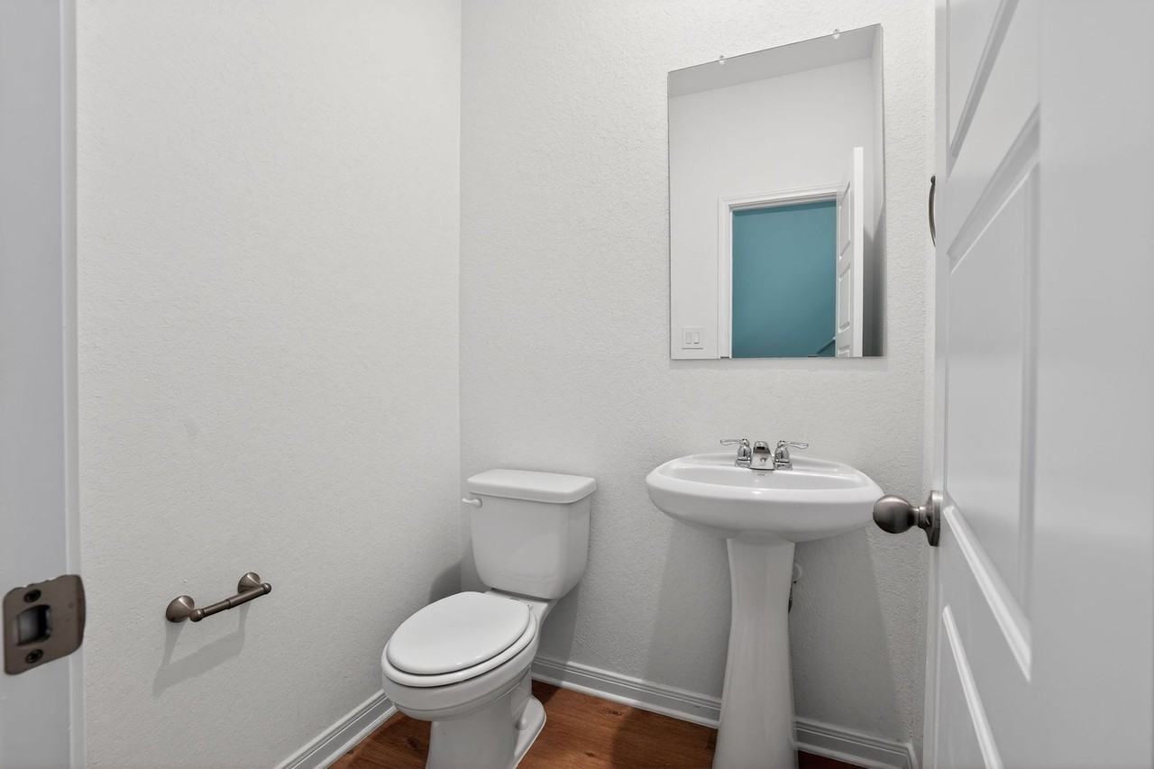 5402 Devils Gate #1 - Photo 7 of 18