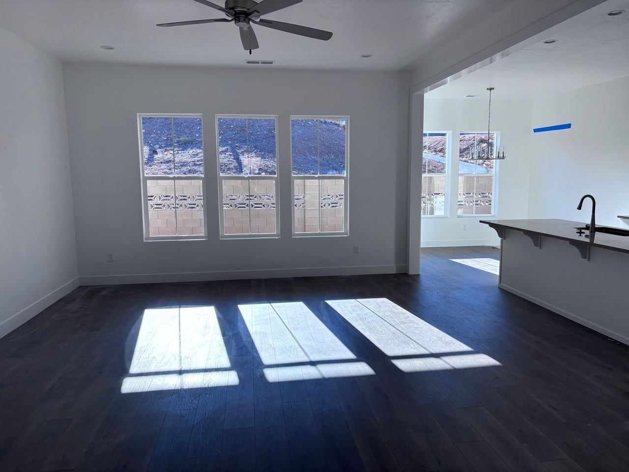 102 E Milan Ln - Photo 7 of 26