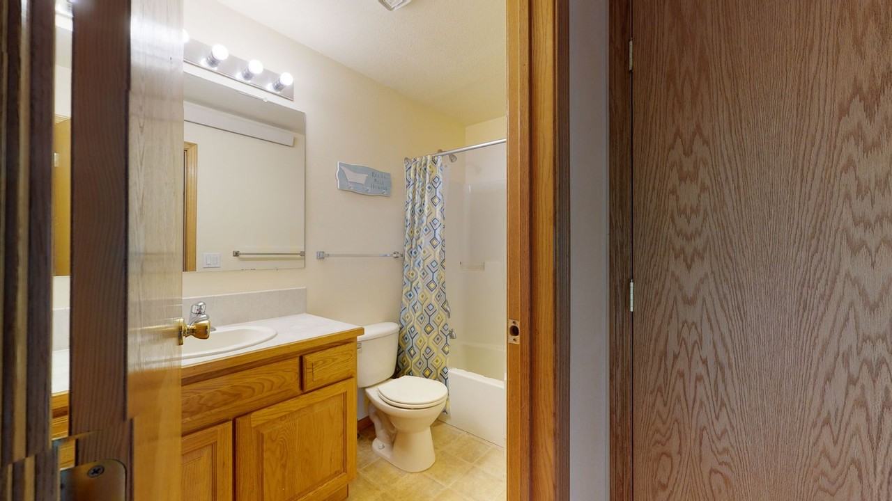 Olympic Village: Your Alpine Sanctuary in the Heart of the Rockies - Photo 5 of 19