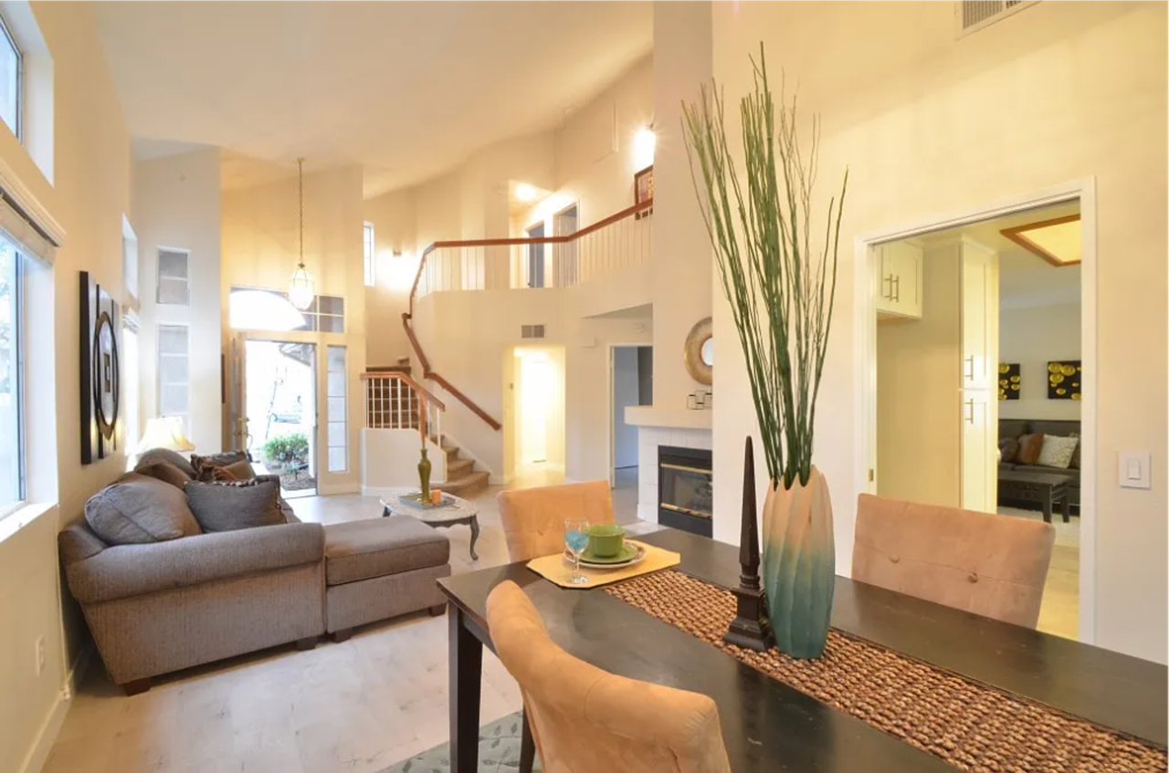 13453 Benbow Ct - Photo 4 of 18