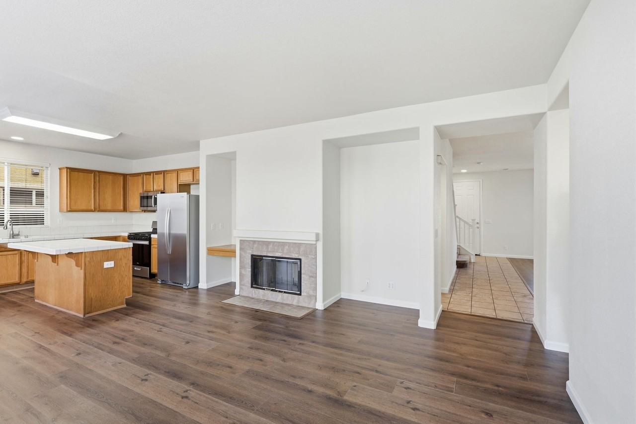 19 Via Serra St - Photo 6 of 28