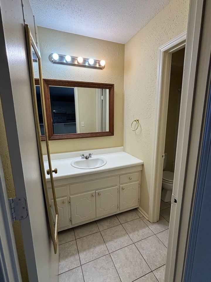 1405A Fernwood Glendale Rd - Photo 2 of 10