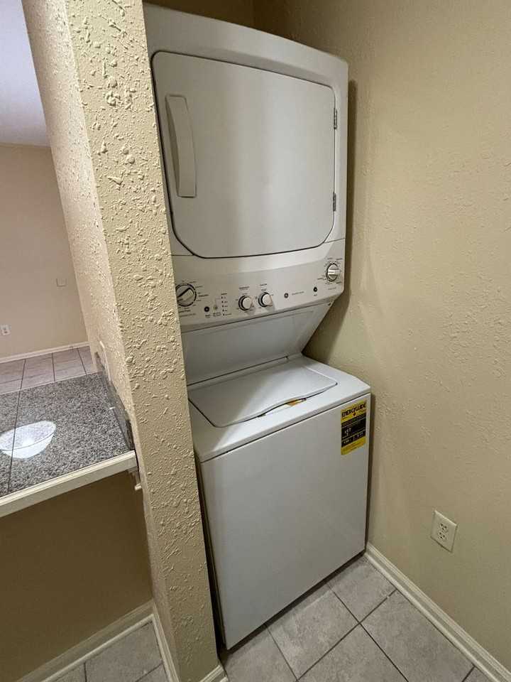 1405A Fernwood Glendale Rd - Photo 4 of 10