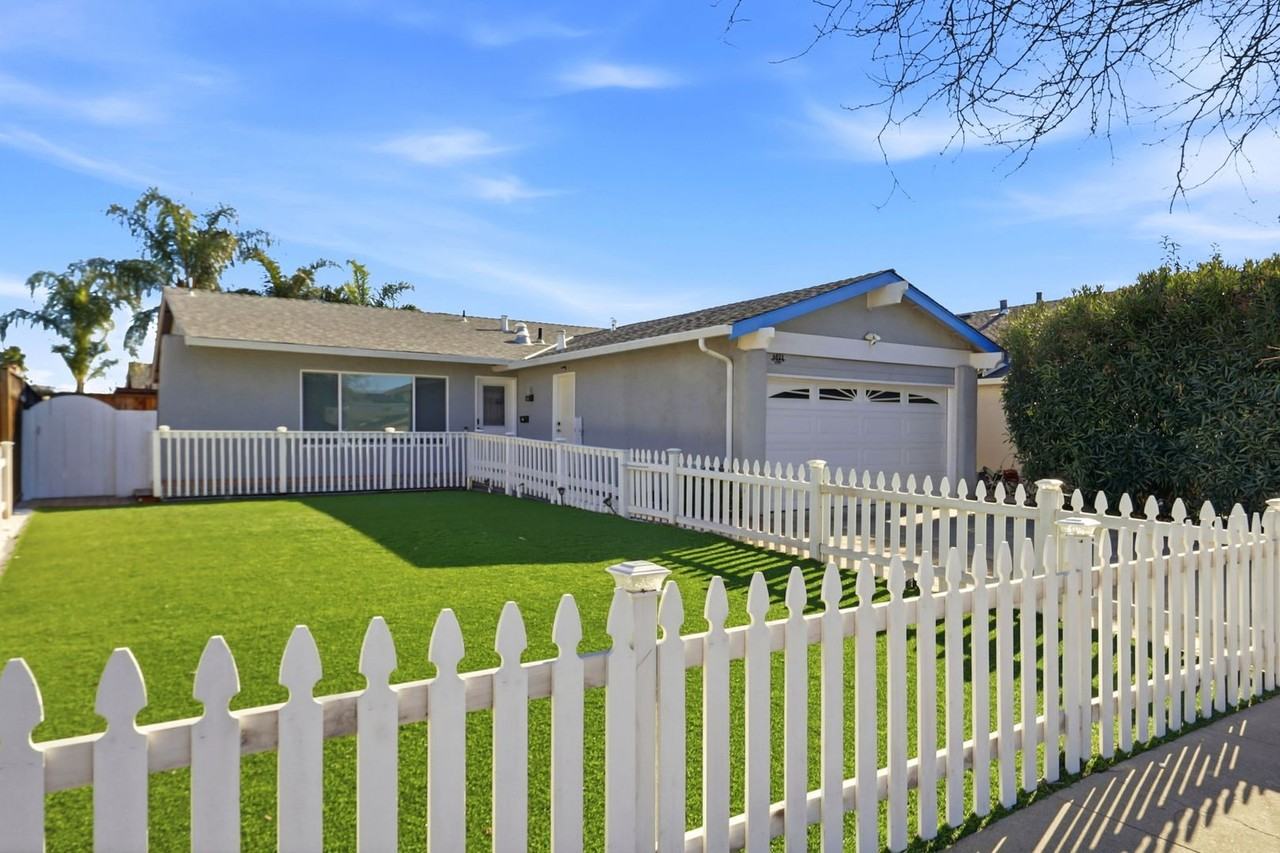 4621 Mia Cir - Photo 6 of 34