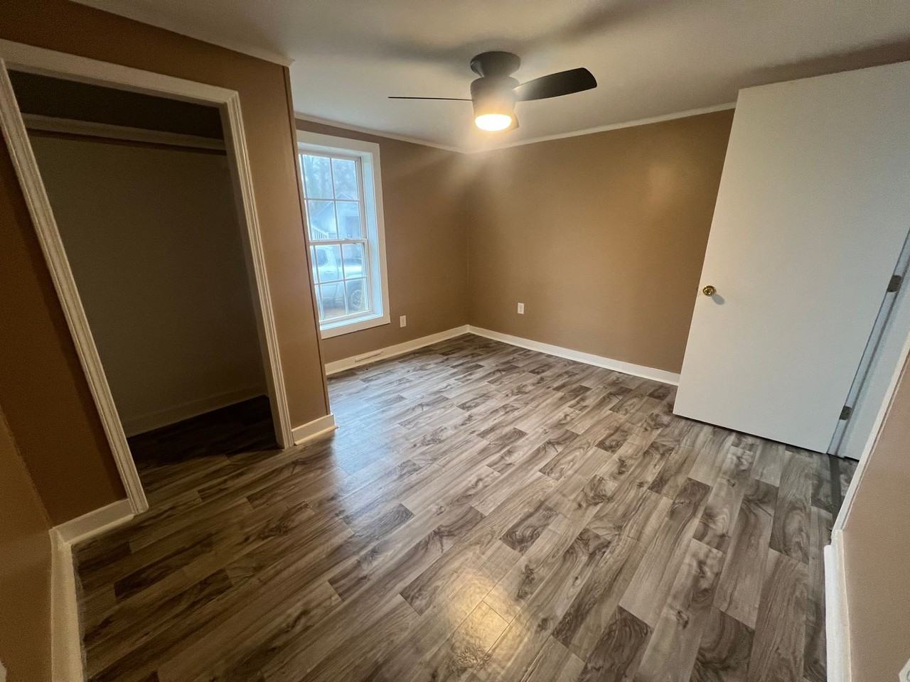 804 1/2 37th Ave - Photo 6 of 14