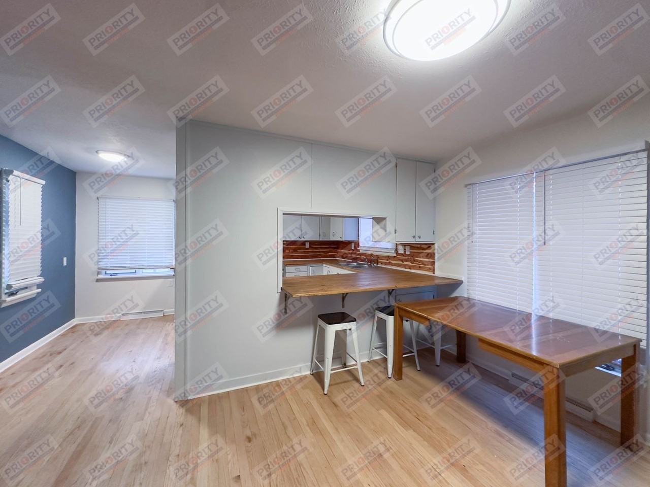 708 Rockpile Blvd - Photo 3 of 21