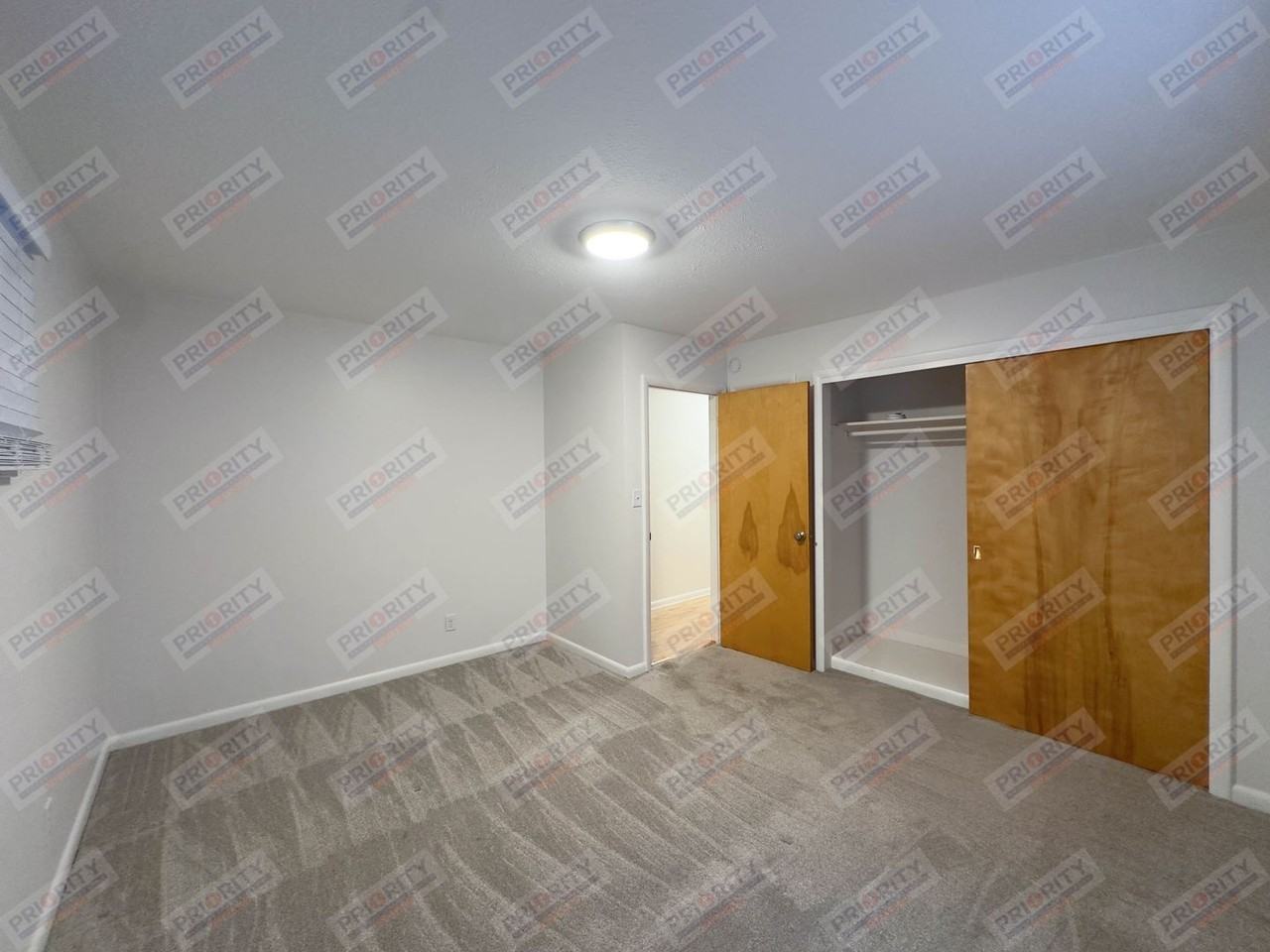 708 Rockpile Blvd - Photo 7 of 21