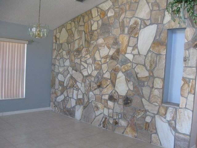 11932 Hatcher Cir - Photo 3 of 13