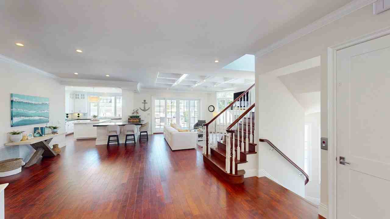 248 E Ave - Photo 4 of 40