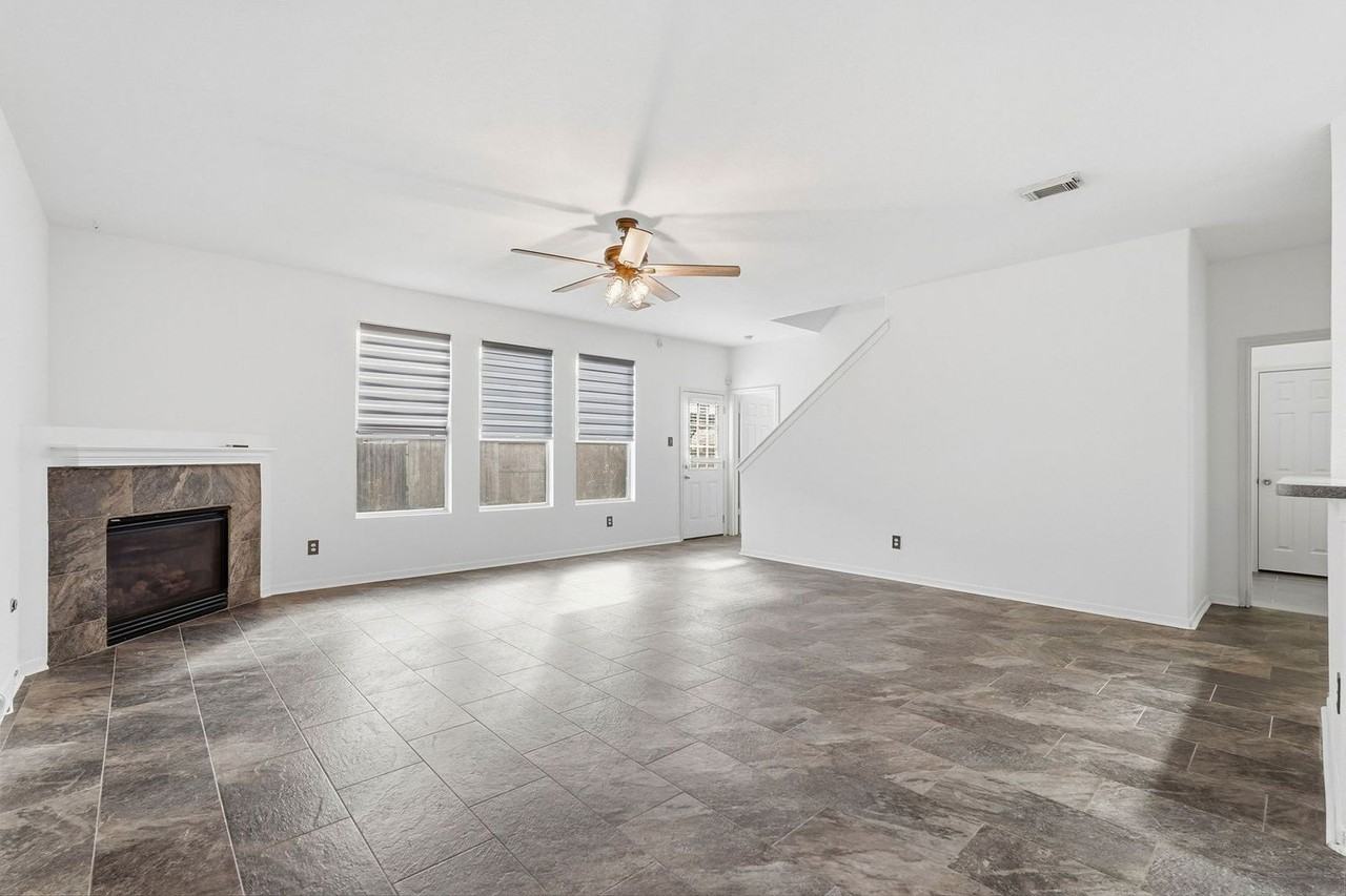 15330 Day Trip Trl - Photo 4 of 26