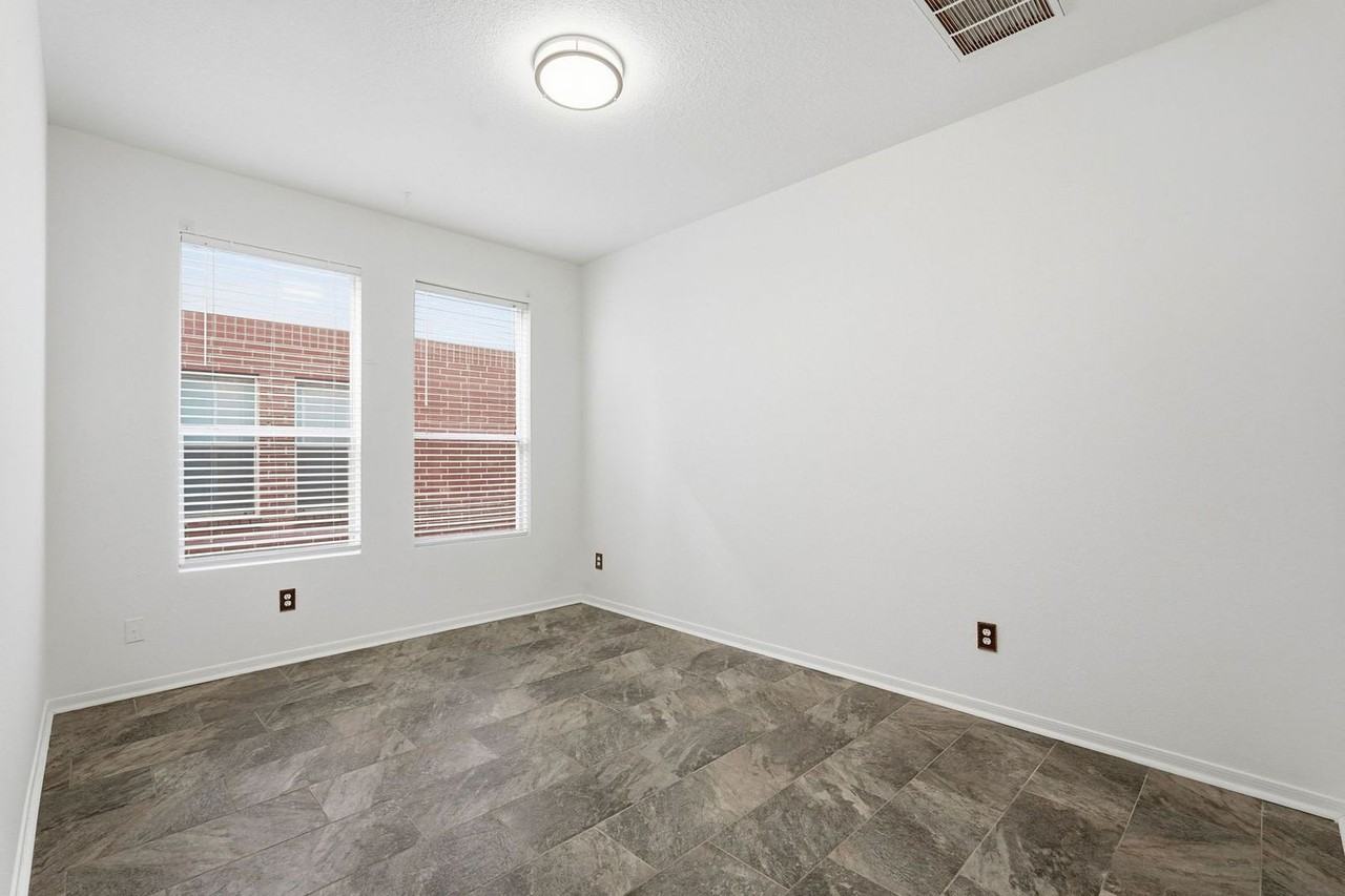 15330 Day Trip Trl - Photo 7 of 26