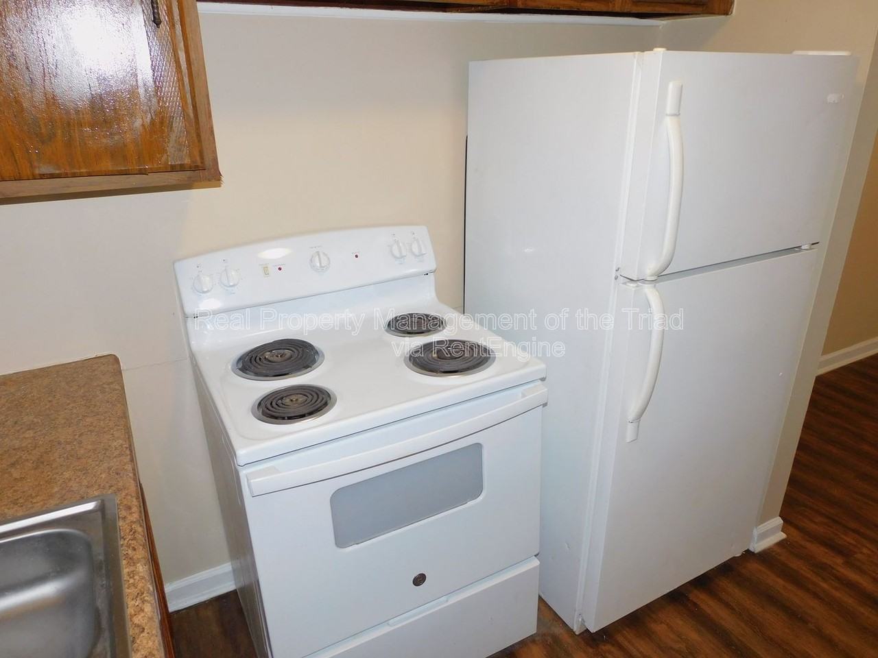 1003 Martin Luther King Jr Dr #B - Photo 5 of 11