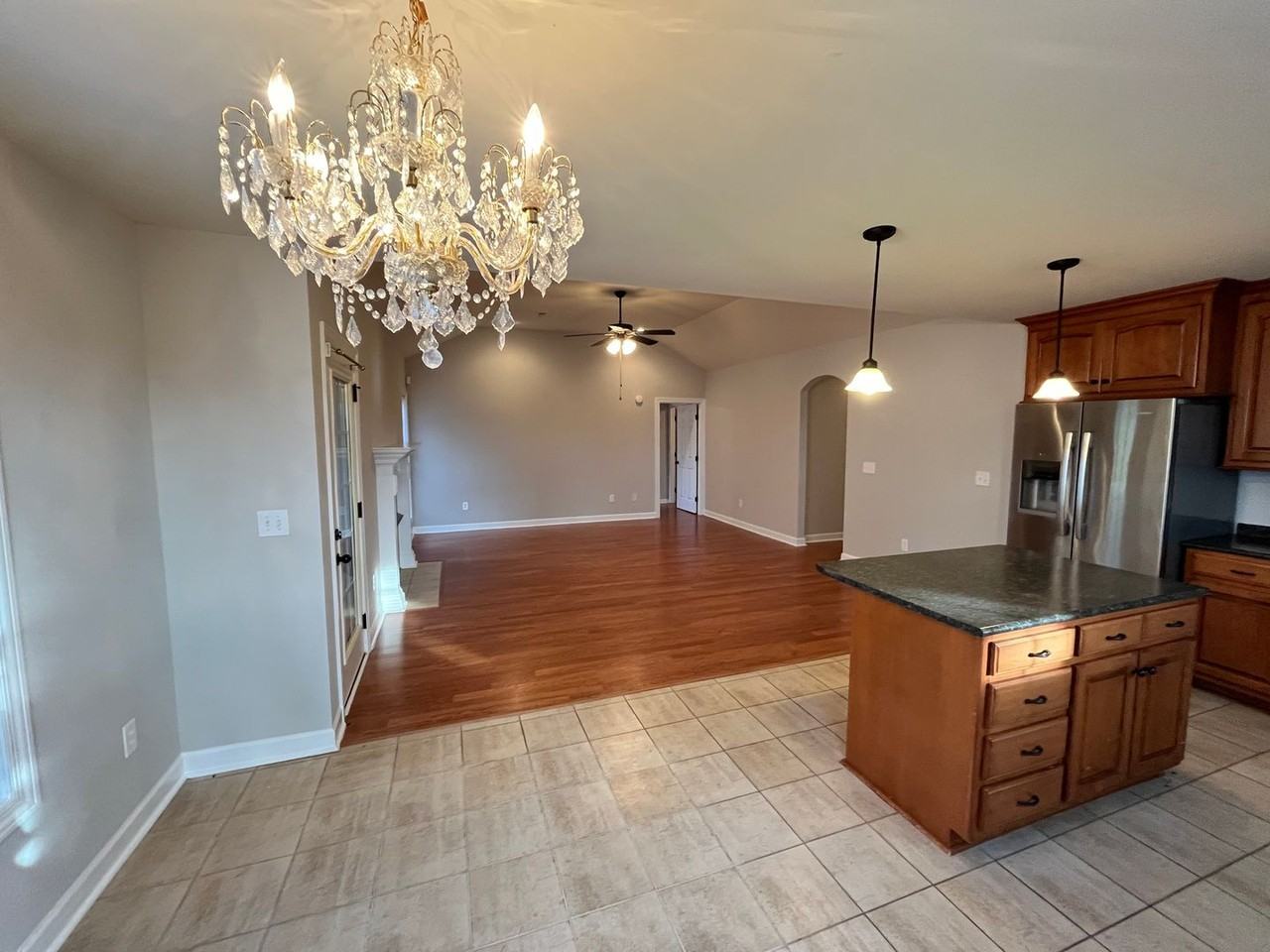 117 Hubert Rd - Photo 4 of 17