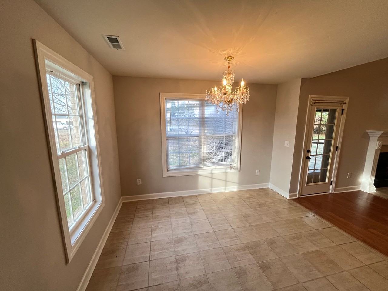 117 Hubert Rd - Photo 7 of 17