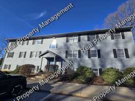 featured image of 352 College Ave #1B