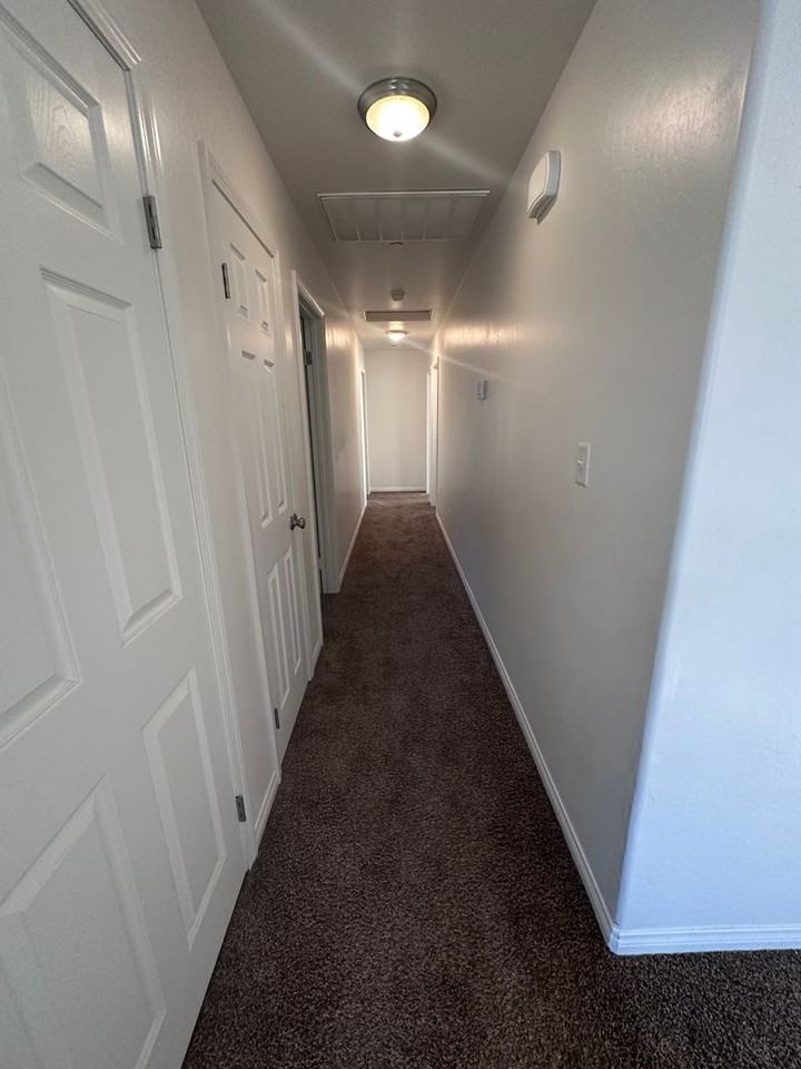 509 Chapultepec Ave - Photo 3 of 32