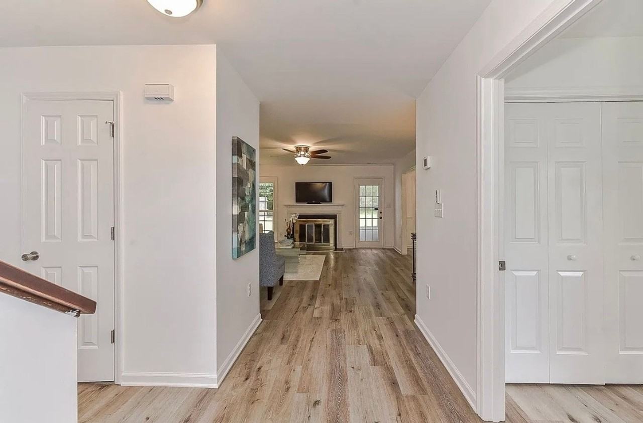 5610 Vandora Dr - Photo 6 of 18