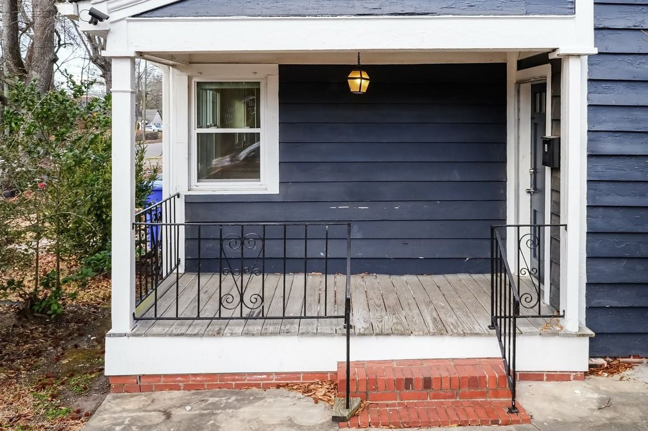 802 Park Ave Apt A - Photo 4 of 21