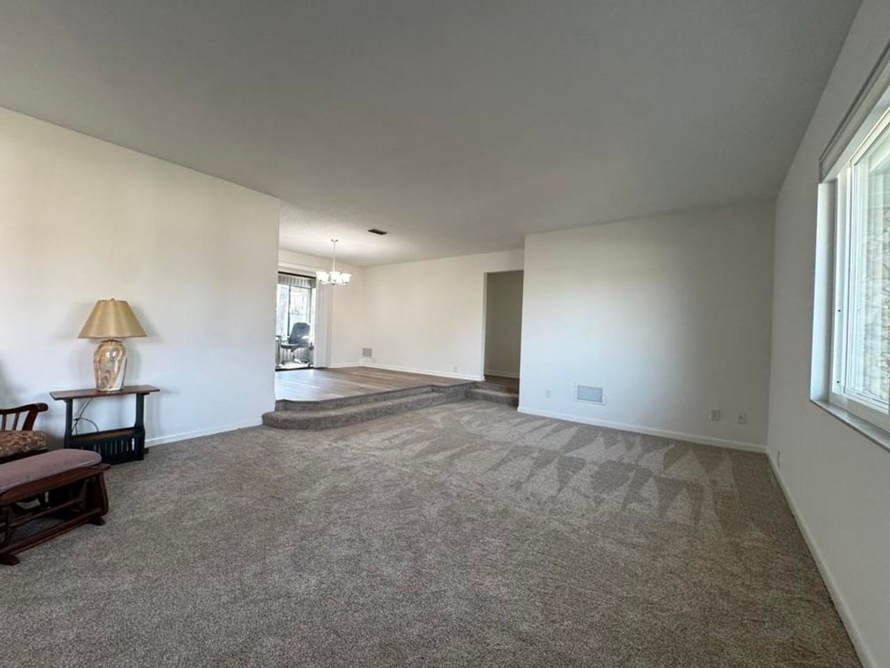 1508 Poplar Dr - Photo 5 of 36