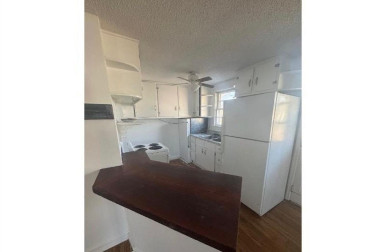 118 Brockway Ave - Photo 3 of 4