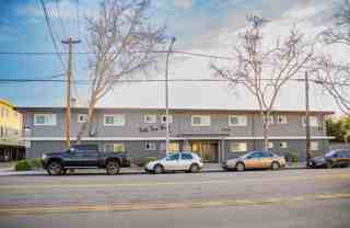 14444 Forty Four Winks Apartments - Photo 1 of 1