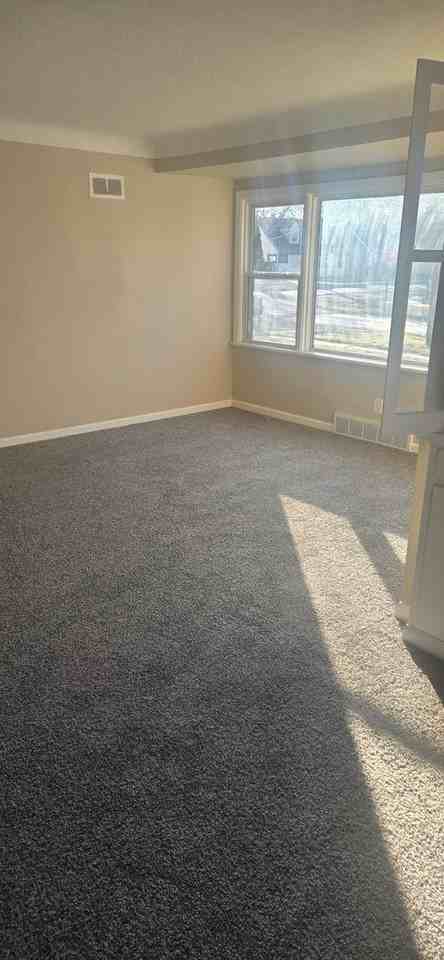 1308 N Westhaven Rd - Photo 5 of 20