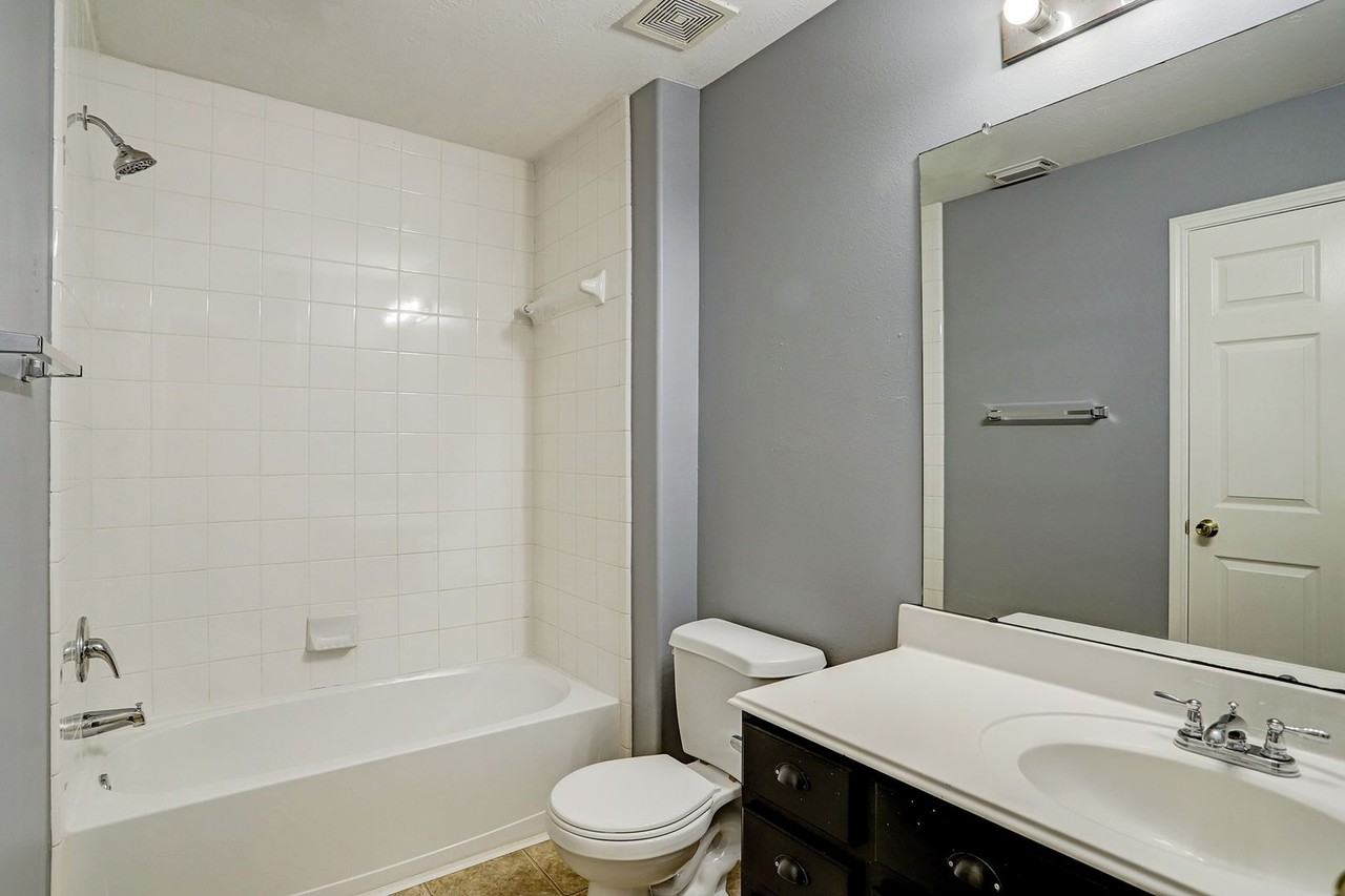 407 Annatto Ln - Photo 4 of 22