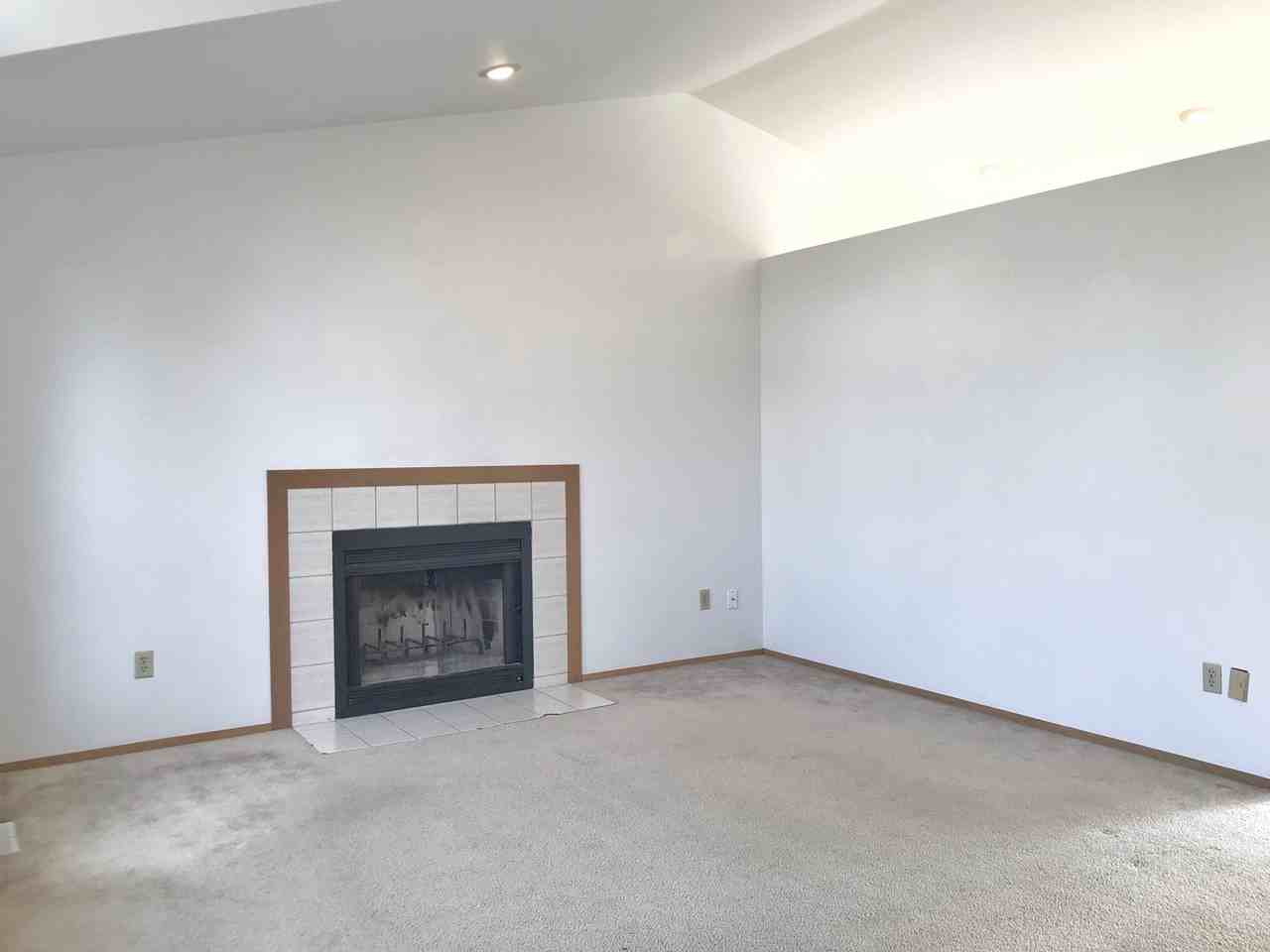 22827 Se 282nd St - Photo 3 of 33