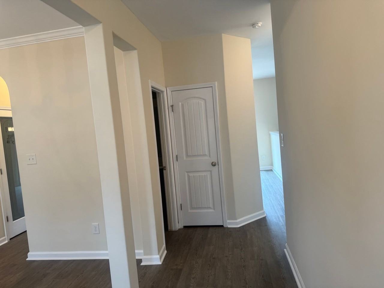 4050 Laurel Glen Dr - Photo 4 of 30