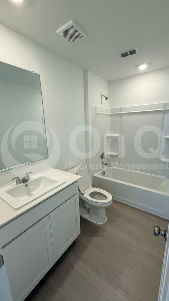 6504 Longspur Ln - Photo 7 of 10