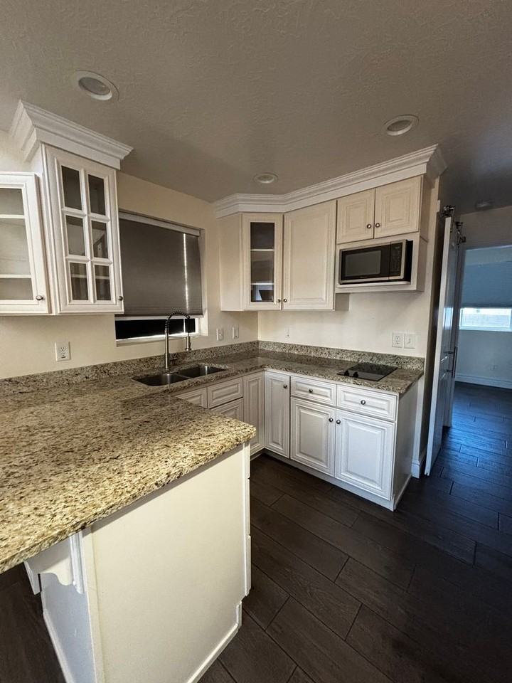 Commercial or Resident - Photo 7 of 31