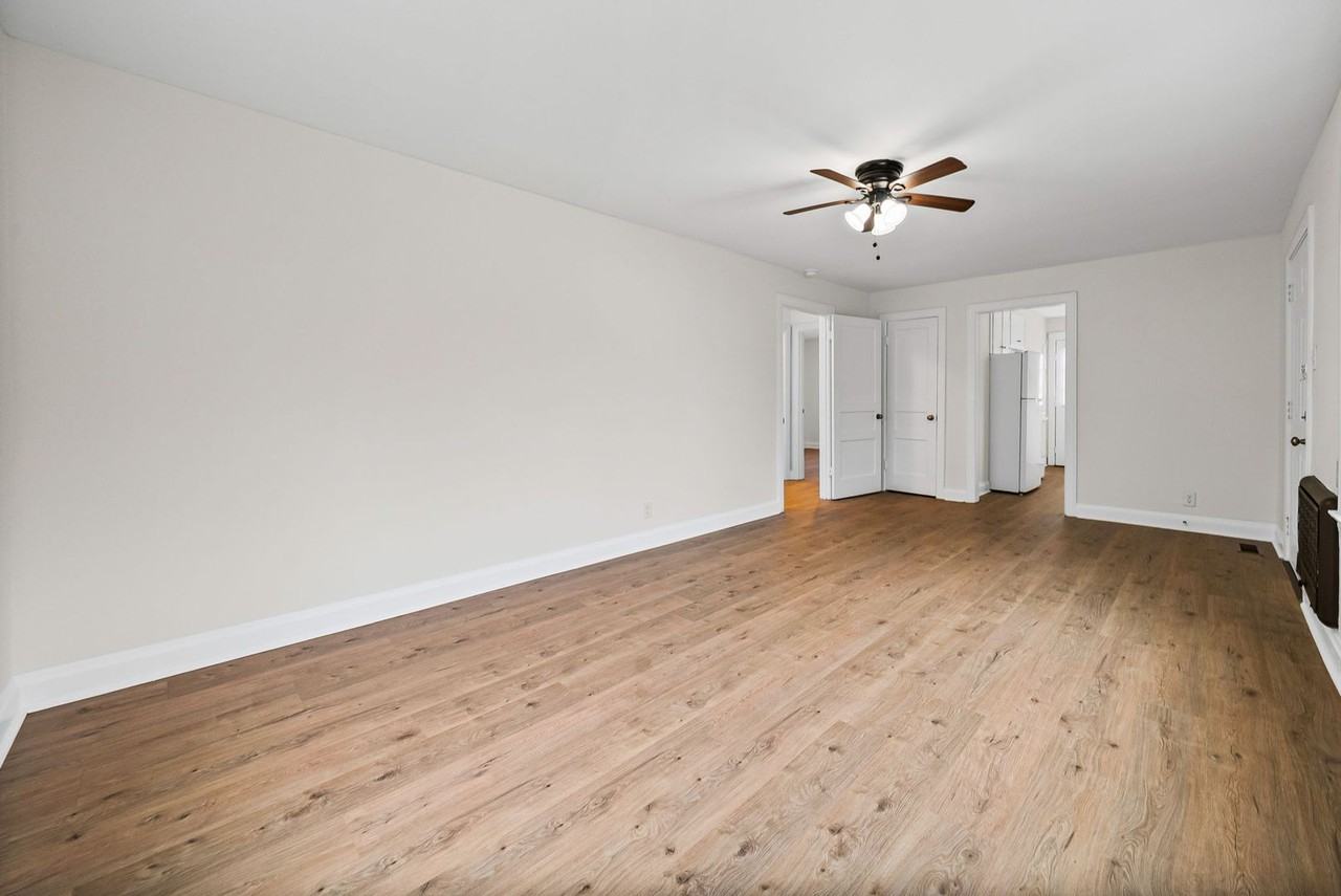 926 W Happy Hollow Dr - Photo 5 of 24