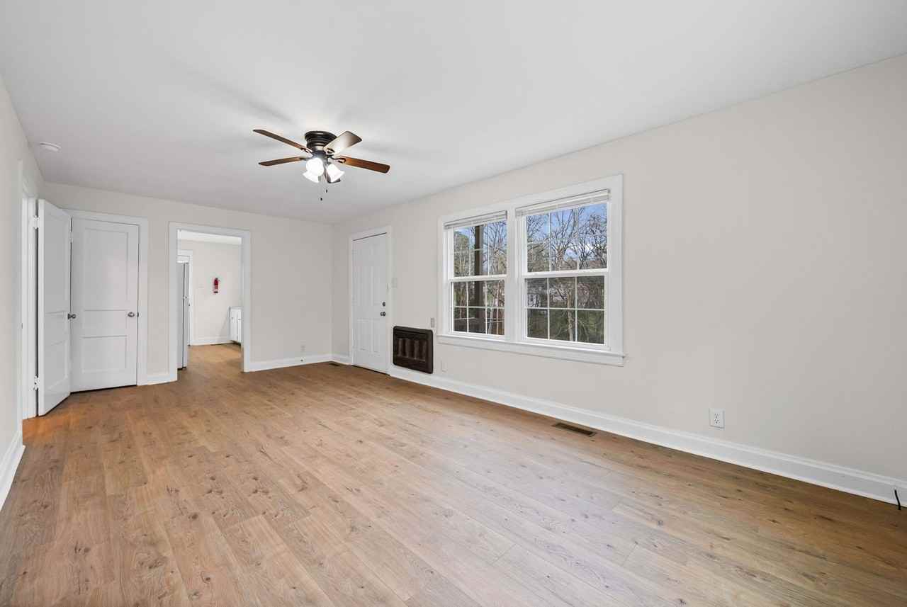 926 W Happy Hollow Dr - Photo 6 of 24