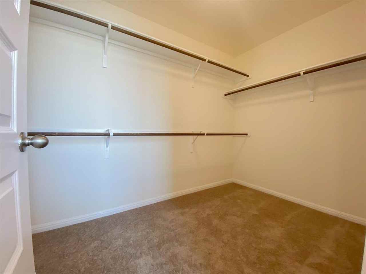 12010 Corsicana Trl - Photo 7 of 33