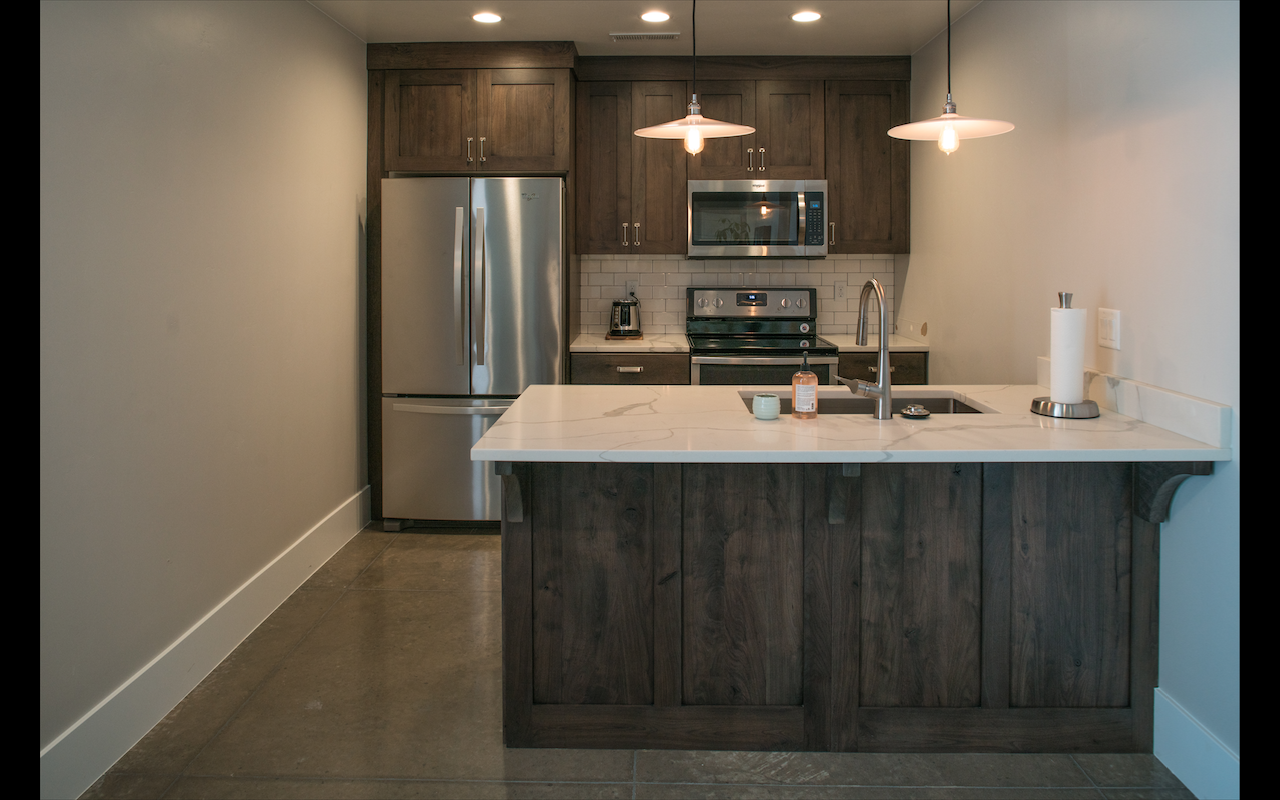 1076 E 1720 S - Photo 3 of 5