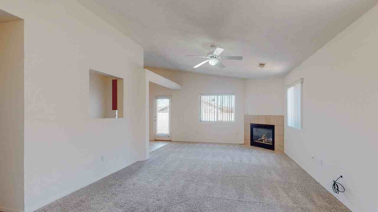 11115 Colville Rd Se - Photo 2 of 31