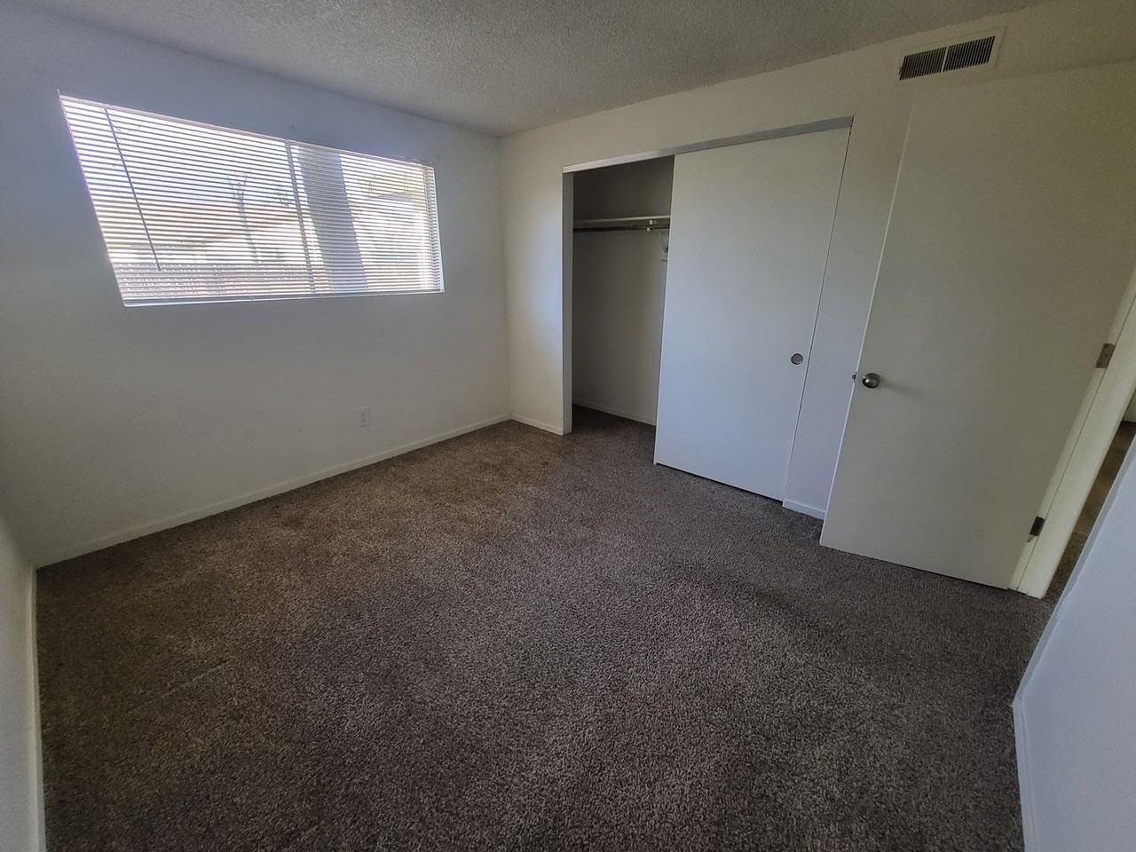 1618 Brown St - Photo 6 of 9