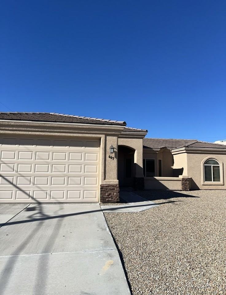 687 Thunderbolt Ave - Photo 2 of 28