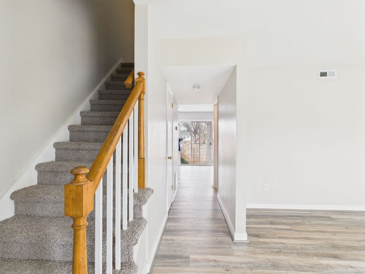 2222 Brightmoor Ct - Photo 6 of 30