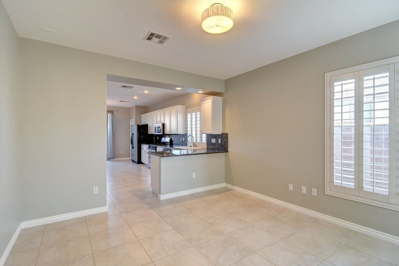 6158 Adams Bay Ave - Photo 3 of 16